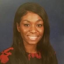 Janelle Jack headshot